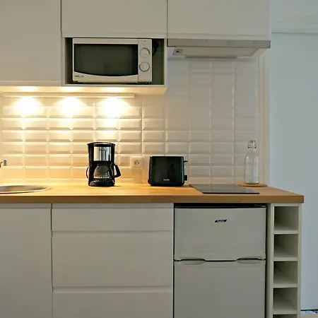 Little - Oscar شقة ليل